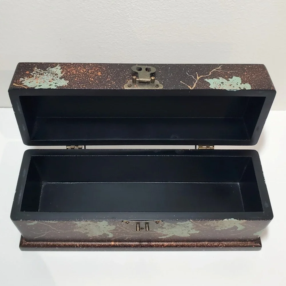 The Unbranded Brand this handpainted